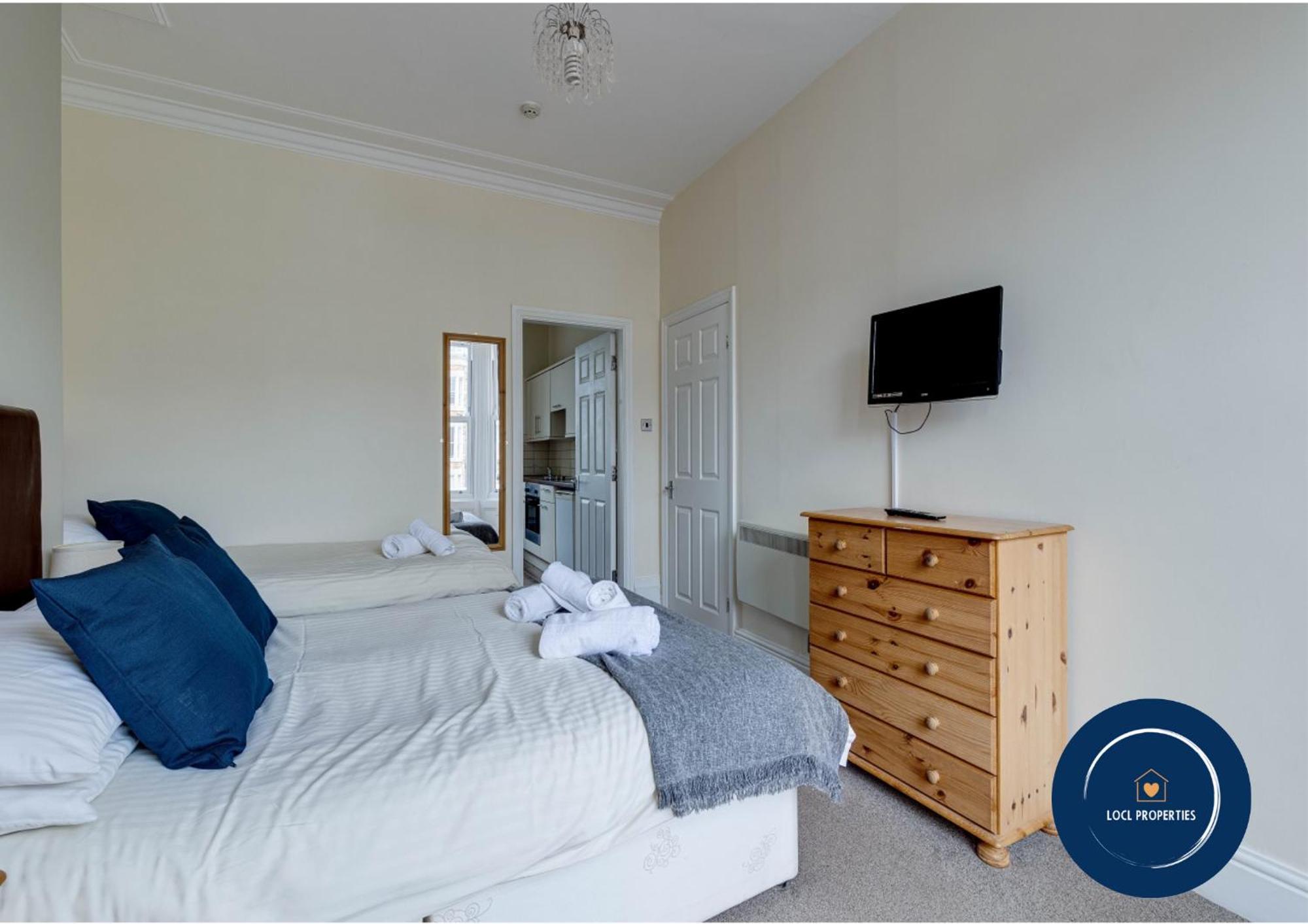 45 The Square Holiday Apartments Scarborough Esterno foto