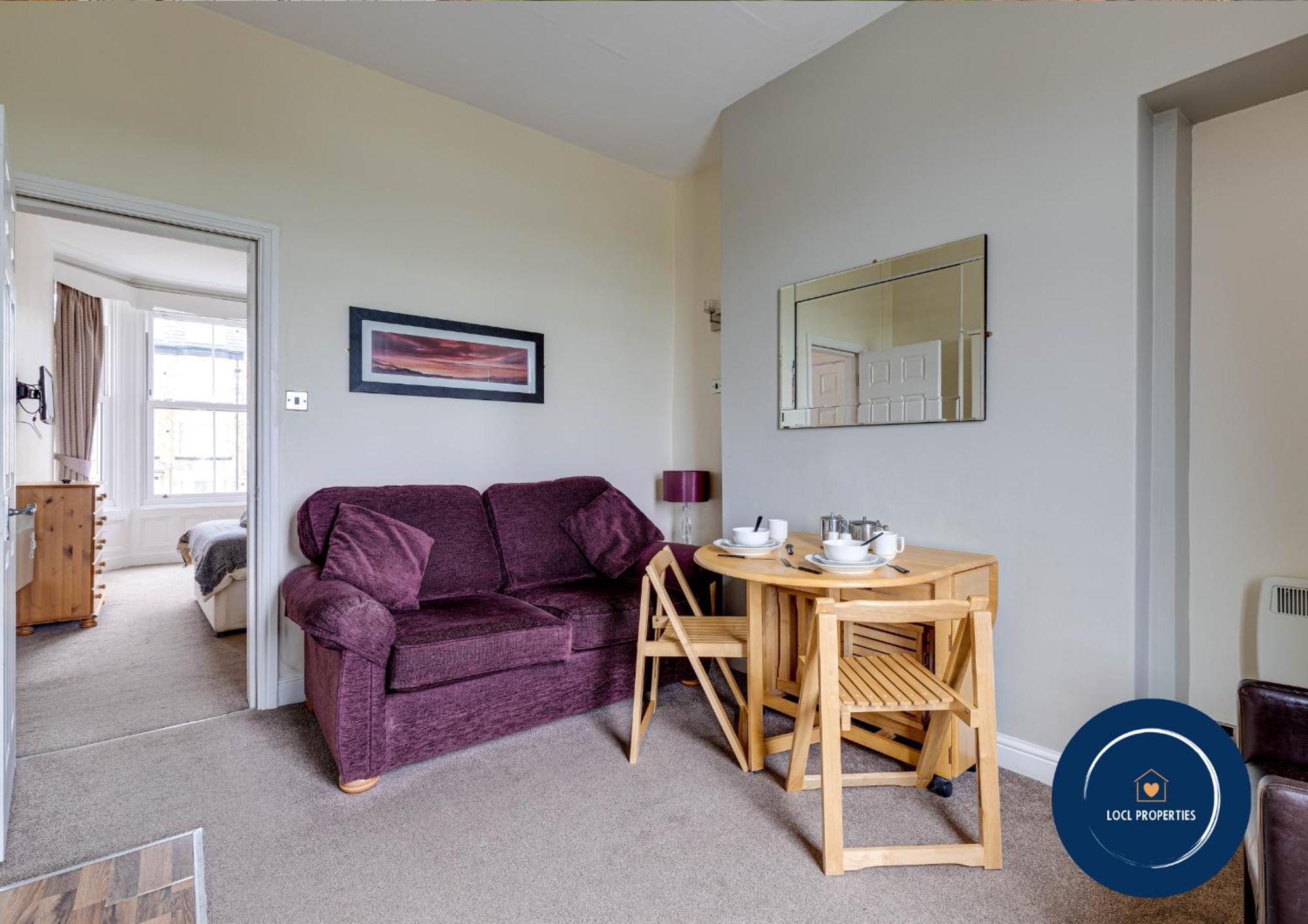 45 The Square Holiday Apartments Scarborough Esterno foto
